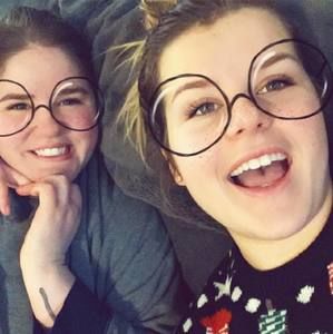 Meet your Posher, Abbie